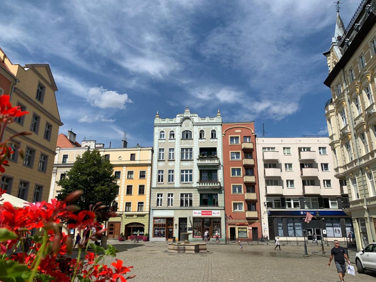 Rynekart Apartment Swidnica  Luaran gambar