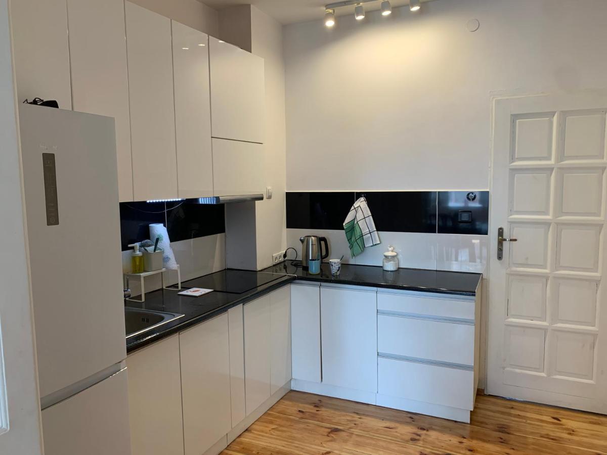 Rynekart Apartment Swidnica  Luaran gambar